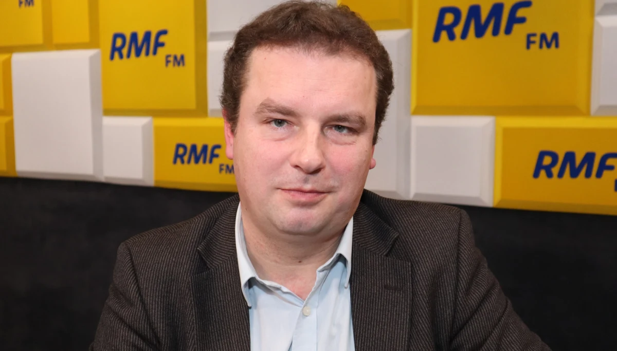 „Janusz Korwin-Mikke zawsze miał niewyparzony jęzor, wiele razy chciałem go za to udusić, ale z drugiej strony jest osobą, która ma największe zasługi dla polskiego ruchu wolnościowego. Z jednej strony można go nie lubić, ale z drugiej strony wszyscy mamy do niego ogromny szacunek i tak już na pewno zostanie” – mówił w Popołudniowej rozmowie w RM FM poseł Konfederacji Jacek Wilk.