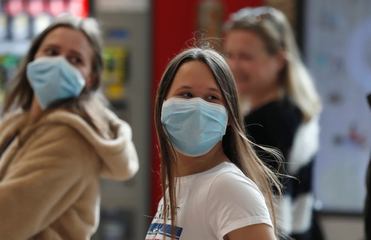 Komisja Europejska zapowiada, że kraje UE będą mogły pomagać firmom, które poniosą starty w wyniku epidemii koroanwirusa. "Jesteśmy gotowi rozmawiać z krajami członkowskimi na ten temat" - powiedziała wiceszefowa Komisji Europejskiej Margrethe Vestager.