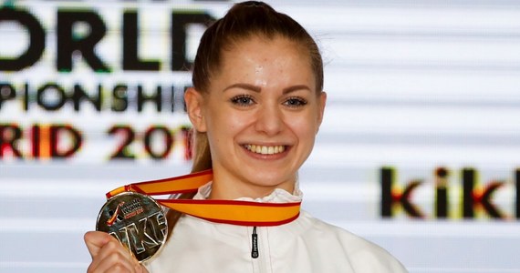 Karateczka Dorota Banaszczyk to mistrzyni świata z 2018 roku. W tym roku chce powalczyć o medal na igrzyskach olimpijskich, ale przed nią jeszcze bardzo trudny turniej kwalifikacyjny. Na razie Polka nie powalczy na Mistrzostwach Europy, bo z uwagi na epidemię koronawirusa, Polska Unia Karate zdecydowała się na wycofania udziału naszej reprezentacji. 