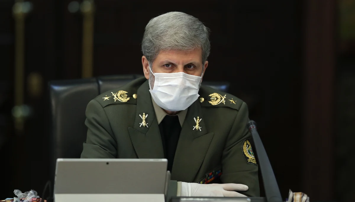 W ciągu ostatniej doby w Iranie zmarło 75 osób zakażonych koronawirusem i odnotowano 1075 nowych infekcji - poinformowało irańskie ministerstwo zdrowia. Tym samym liczba ofiar śmiertelnych Covid-19 w Iranie wzrosła do 429, ma infekcji do blisko 11 tysięcy. 