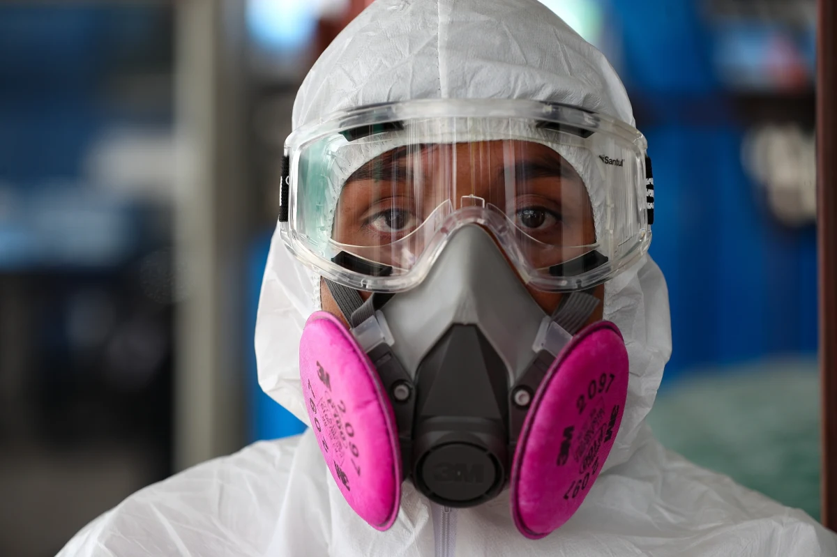 W związku z koronawirusem często słyszymy wiele fachowych terminów. By mieć pewność, że rozumiemy przekazywane informacje, warto zapoznać się z wyjaśnieniami, np. co oznacza kwarantanna, hospitalizacja i dozór sanitarny.