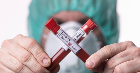 Naukowcy zapowiedzieli, że pierwsze przeprowadzane na ludziach testy szczepionki przeciwko koronawirusowi rozpoczną się w ciągu kilku dni w USA - podał brytyjski dziennik "Daily Telegraph".
