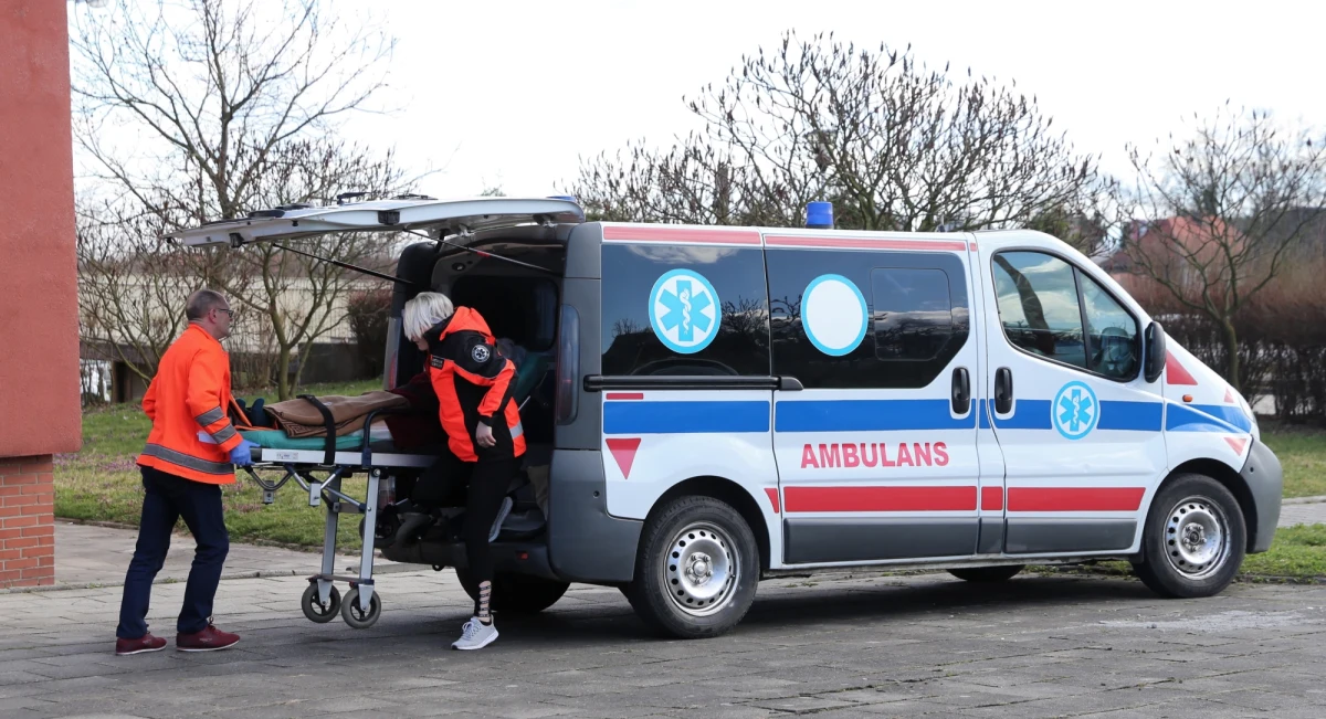 Ministerstwo Zdrowia poinformowało w niedzielę o 21 nowych przypadkach zakażenia koronawirusem w Polsce. Łącznie zanotowono już 125 przypadków – w tym trzy zgony.

