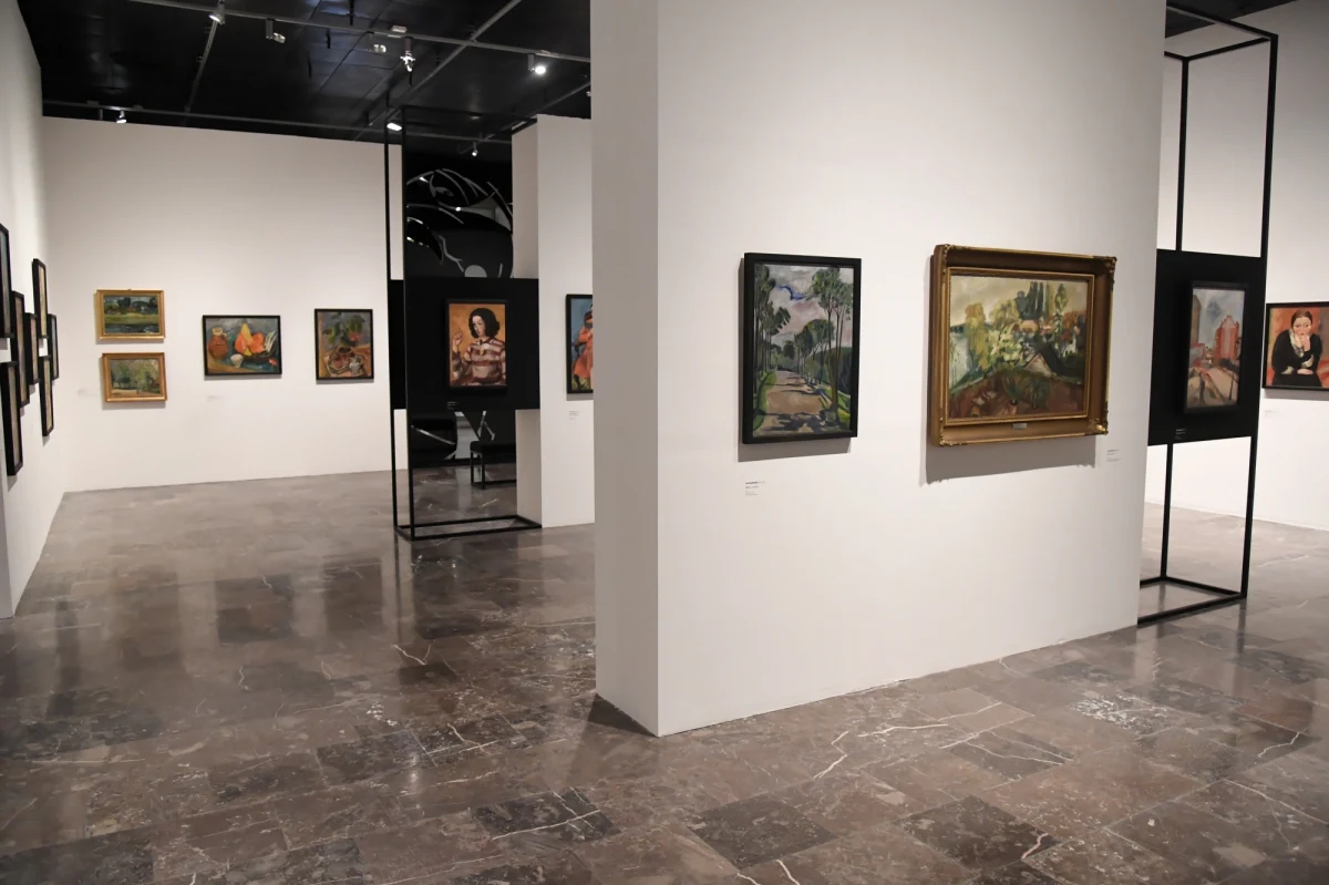 "Zamknęliśmy drzwi muzeum, ale nie zamykamy sztuki". Dziś 12 marca Muzeum Narodowe w Krakowie rusza z internetowym cyklem #wdomuzesztuką. Muzeum Powstania Warszawskiego dzwoni do powstańców i namawia młodzież "zadzwoń do babci/dziadka". A Muzeum Archeologiczne w Biskupinie zaczęło akcję #wirtualnemuzeum.