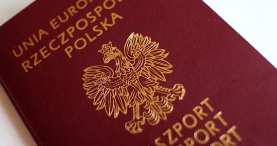 Granice zamknięte, ale z powodu koronawirusa są problemy z wyrabianiem paszportów. W Śląskiem w tej chwili złożenie dokumentów związanych z otrzymaniem paszportu jest możliwe tylko w nadzwyczajnych sytuacjach. Wszystko dlatego, że praca urzędu została ograniczona.