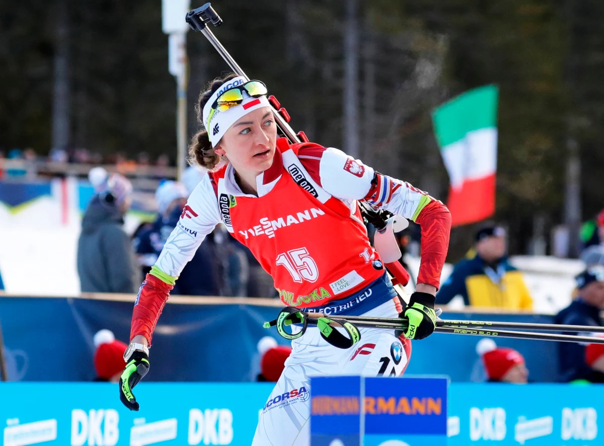 Monika Hojnisz-Staręga po przedwcześnie zakończonym biathlonowym sezonie Pucharu Świata w domu odbywa 14-dniową kwarantannę. Przechodzi ją razem z mężem Maciej Staręgą, który jest reprezentantem Polski w biegach narciarskich. Para w czerwcu wzięła ślub i do tej pory nie miała tyle czasu dla siebie. O szalonym powrocie z zawodów w Finlandii, gdzie zakończył się sezon, a także o wspólnej kwarantannie z mężem i poważnych rozmowach z trenerem Greisem z biathlonistką Moniką Hojnisz-Satręgą rozmawiał Wojciech Marczyk z redakcji sportowej RMF FM. 