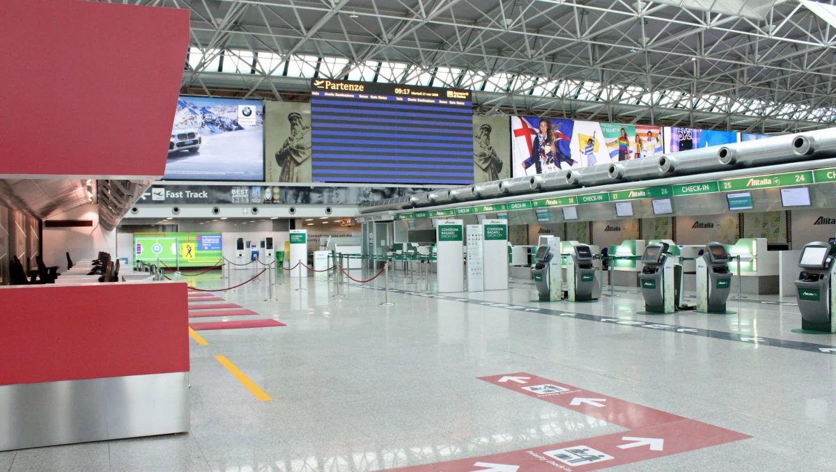 Skutki walki Europy z epidemią koronawirusa widać już kosmosu. Szczególnie w północnych Włoszech, gdzie wprowadzono w ostatnich dniach najostrzejsze restrykcje, dotyczące między innymi pracy i poruszania się.