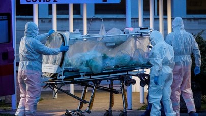 Chiny przekażą Polsce testy na koronawirusa i środki ochronne