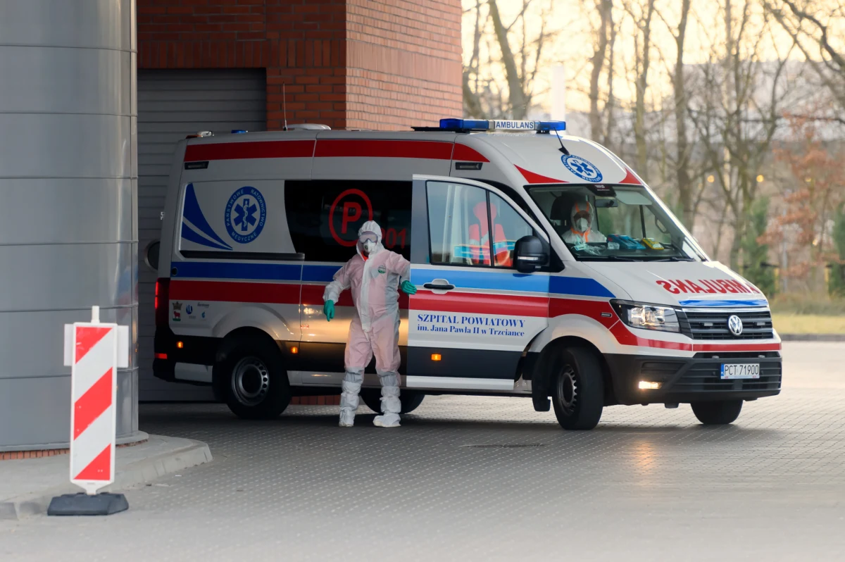 O kolejnych 32 przypadkach zakażenia koronawirusem w Polsce poinformowało Ministerstwo Zdrowia. Wcześniej poinformowano już o 38 kolejnych potwierdzonych zakażeniach koronawirusem w Polsce.