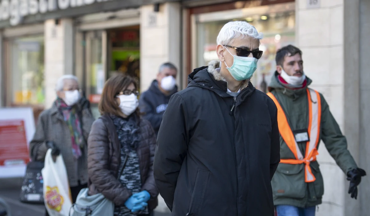 Pandemia koronawirusa trwa. Po godz. 18 włoskie służby medyczne ogłosiły, że w kraju minionej doby zmarło 427 osób. Tym samym liczba ofiar koronawirusa we Włoszech wzrosła do 3 405 – to więcej, niż w Chinach, gdzie po raz pierwszy pojawił się wirus. 