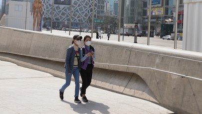 Korea Południowa bez surowych regulacji walczy z koronawirusem