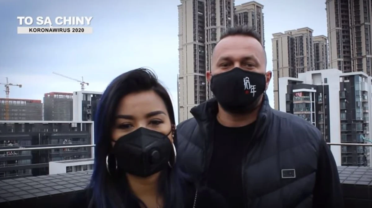 Karą za nienoszenie maski jest przymusowa kwarantanna. Karą za złamanie kwarantanny może być przedłużenie kwarantanny - mówi RMF FM pan Marcin, współautor kanału "To są Chiny". Jego film "Wykryto u nas koronowirusa" wyświetlono na You Tubie ponad 630 tys. razy.