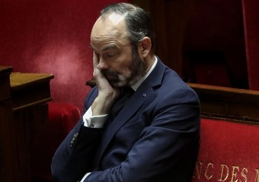 Francuscy lekarze chcą postawić premiera i minister zdrowia przed Trybunałem Stanu