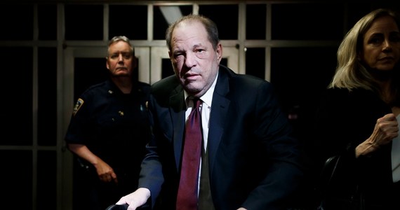 Harvey Weinstein został zakażony koronawirusem – tak twierdzą amerykańskie media, powołując się na źródła w systemie sądownictwa. Amerykański producent filmowy został kilkanaście dni temu skazany za gwałt i napaść seksualną.