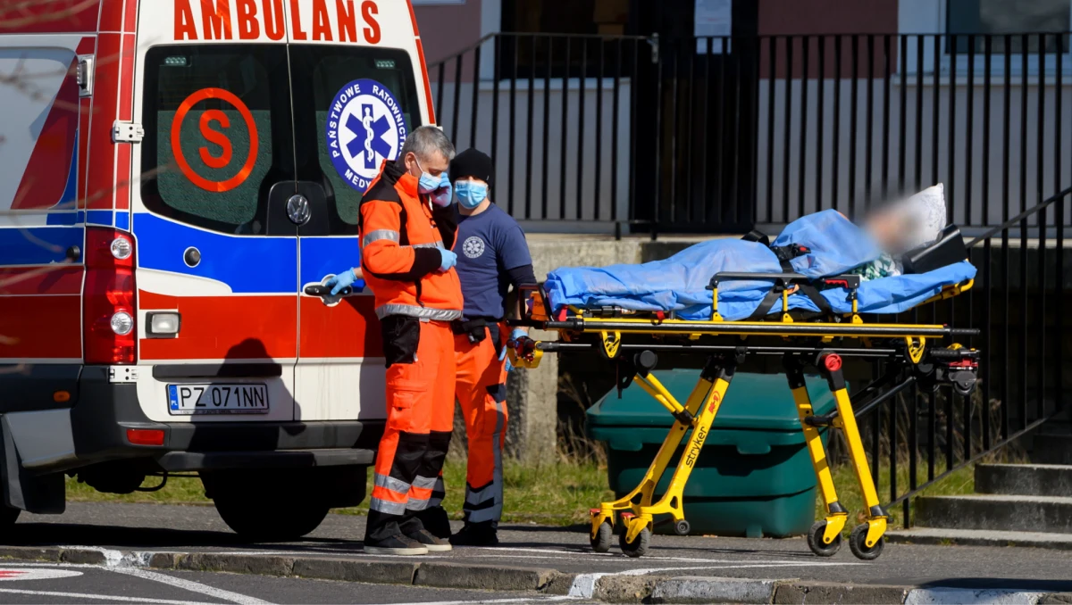 W szpitalu w Cieszynie zmarła kolejna osoba zarażona koronawirusem. To 71-letni mężczyzna, który był w ciężkim stanie.