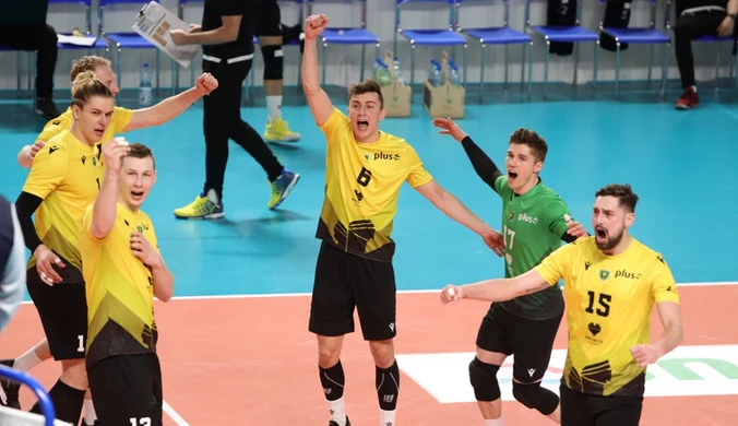 PlusLiga. GKS Katowice. Zachorowali wszyscy siatkarze. Nie zachorował żaden trener. Ciężki styczeń