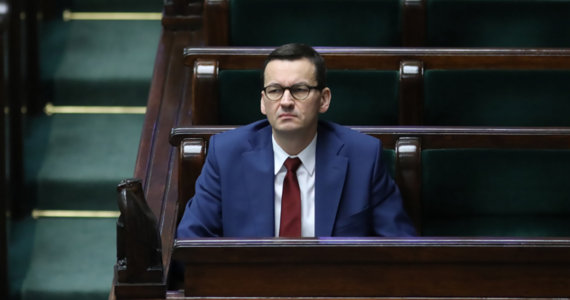 Proszę Sejm, żeby w zgodzie przyjął Tarczę Antykryzysową; musimy działać błyskawicznie, żeby instrumenty działały w najbliższych dniach - powiedział w piątek na posiedzeniu Sejmu premier Mateusz Morawiecki.