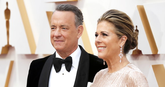 Słynny amerykański aktor Tom Hanks i jego żona Rita Wilson powrócili w piątek do Los Angeles po dwóch tygodniach kwarantanny w Australii z powodu zarażenia się koronawirusem - poinformowały amerykańskie media.