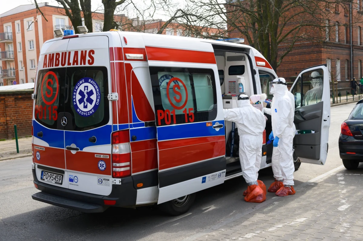 Mamy 91 nowych przypadków zakażenia koronawirusem w Polsce, potwierdzonych pozytywnym wynikiem testów laboratoryjnych - podało w niedzielę wieczorem Ministerstwo Zdrowia. Liczba zakażonych wzrosła do 1862. Podano też informację o kolejnych ofiarach śmiertelnych. Łącznie zmarły 22 osoby zakażone koronawirusem. 