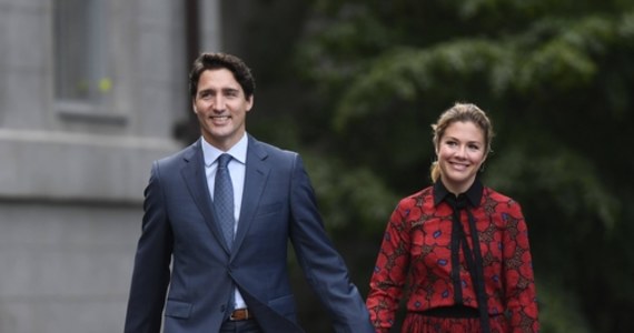 Żona kanadyjskiego premiera Justina Trudeau, Sophie Gregoire Trudeau, poinformowała w sobotę, że została wyleczona z choroby Covid-19. Zakażenie koronawirusem stwierdzono u niej 12 marca.
