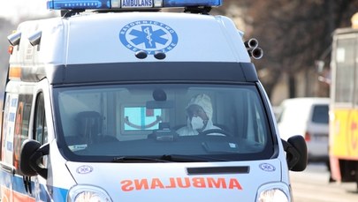 Zmarły kolejne 2 osoby zarażone koronawirusem. Już 22 ofiary śmiertelne w Polsce