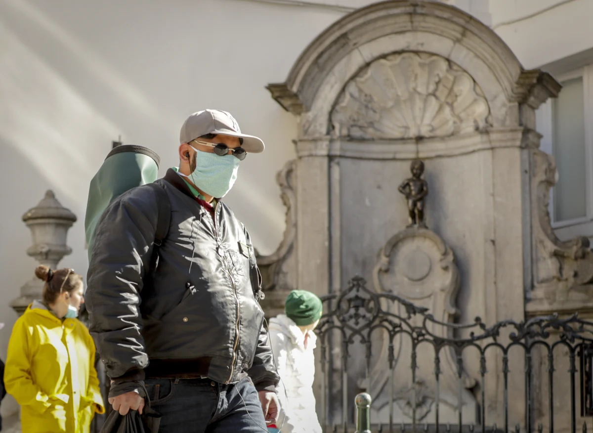 W ciągu ostatniej dobry zakażenie koronawirusem w Belgii stwierdzono u 876 kolejnych osób, a wskutek infekcji zmarło kolejne 98 osób - podały belgijskie władze. Wśród ofiar śmiertelnych jest 12-latka.