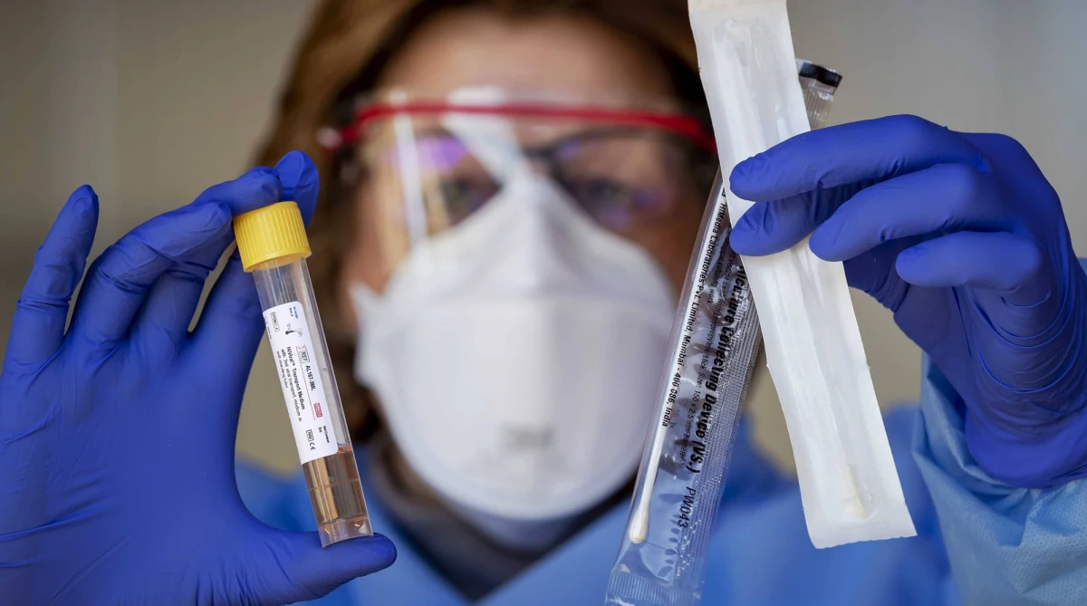 W Holandii w ciągu doby o 845 wzrosła liczba osób zakażonych koronawirusem - poinformował Instytut Zdrowia Publicznego i Środowiska (RIVM). O 175 wzrosła liczba zgonów z powodu Covid-19, a ponad 720 osób przyjęto do szpitali. 