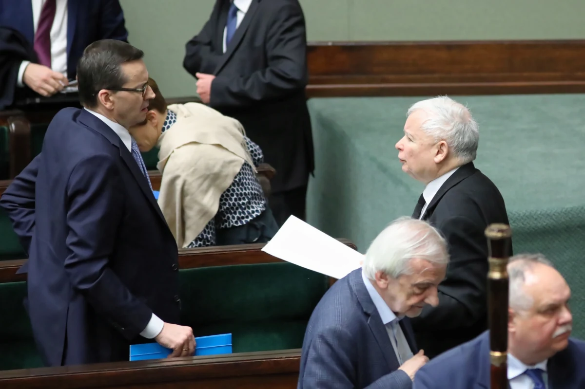 Klub PiS złożył w Sejmie projekt ustawy w sprawie zasad przeprowadzania głosowania korespondencyjnego w wyborach prezydenckich. Zgodnie z projektem, w wyborach tych możliwość głosowania korespondencyjnego będzie przysługiwać wszystkim wyborcom.
