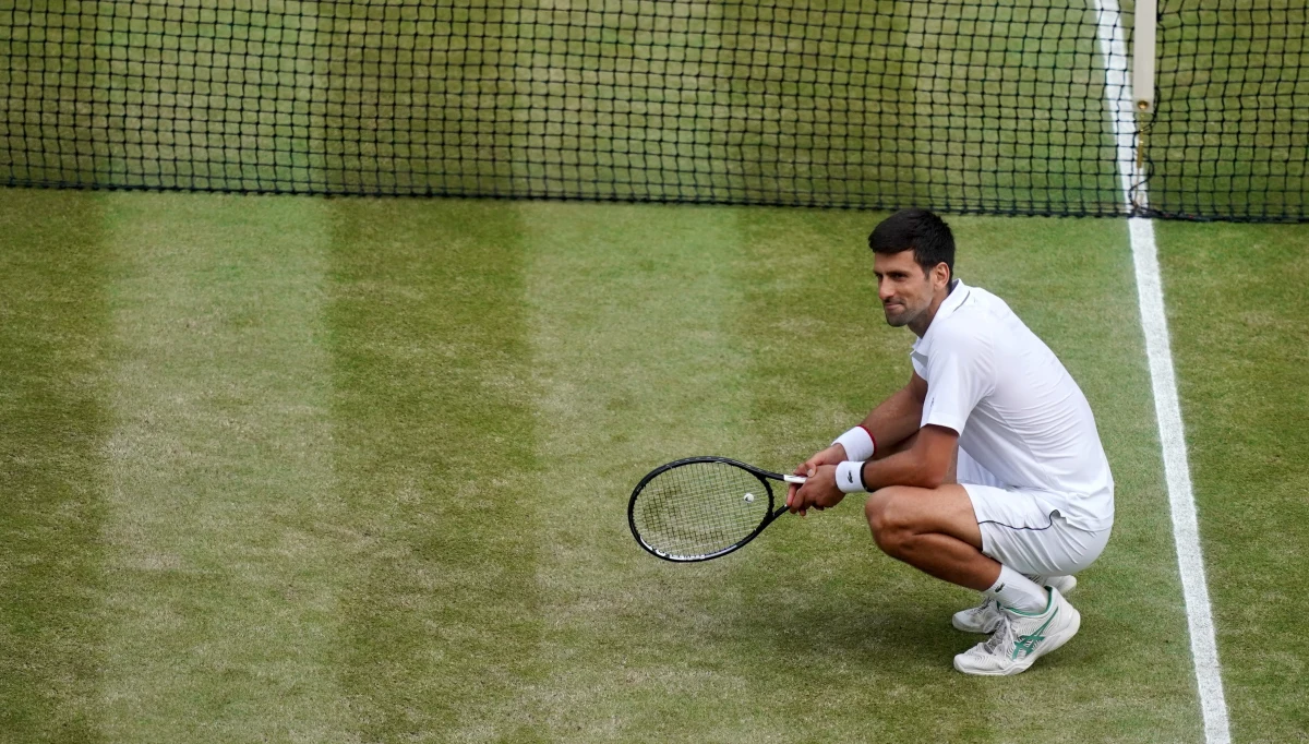 Tegoroczna edycja wielkoszlemowego Wimbledonu została odwołana z powodu koronawirusa - poinformowali organizatorzy. Słynny londyński turniej tenisowy na kortach trawiastych miał odbyć się w dniach 29 czerwca - 12 lipca. 