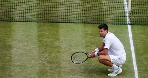 Tegoroczna edycja wielkoszlemowego Wimbledonu została odwołana z powodu koronawirusa - poinformowali organizatorzy. Słynny londyński turniej tenisowy na kortach trawiastych miał odbyć się w dniach 29 czerwca - 12 lipca. 