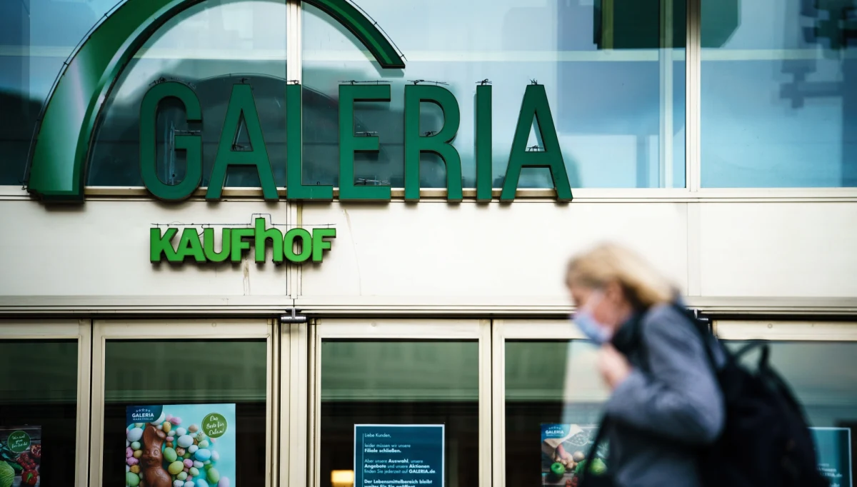 Blisko pół miliona niemieckich przedsiębiorstw złożyło w marcu wniosek o objęcie swoich pracowników programem pracy skróconej - dowiedziała się PAP w Federalnej Agencji Pracy. Urząd spodziewa się, że z "postojowego" skorzysta więcej osób niż w czasach kryzysu finansowego. 