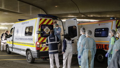 Dramat we Francji. Ponad 800 ofiar koronawirusa w domach opieki
