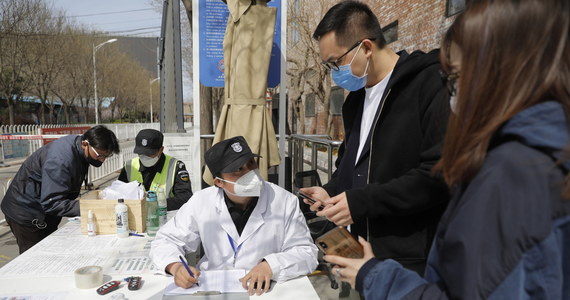 Mieszkańcy Wuhan, miasta w środkowych Chinach, w którym rozpoczęła się pandemia koronawirusa, powinni wzmocnić środki ochrony osobistej i unikać wychodzenia na zewnątrz bez potrzeby - powiedział szef miejscowej organizacji Partii Komunistycznej Wang Zhonglin. Podobne środki ostrożności obowiązują w całych Chinach.