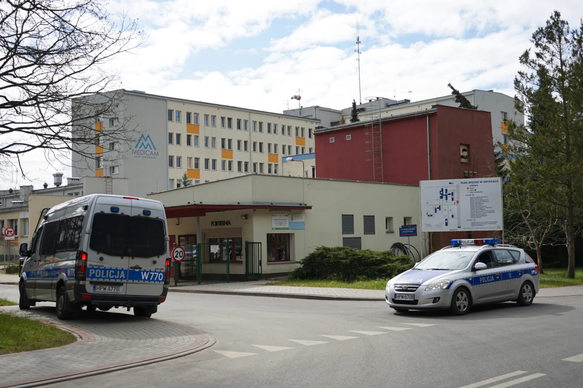 Ministerstwo Zdrowia poinformowało po południu o 124 nowych przypadkach zakażenia koronawirusem w Polsce i o kolejnych sześciu zgonach. Zakażenie wykryto dotąd u 3627 osób, z których 79 zmarło. W sumie dziś zmarło 8 osób, a u 244 wykryto zakażenie.