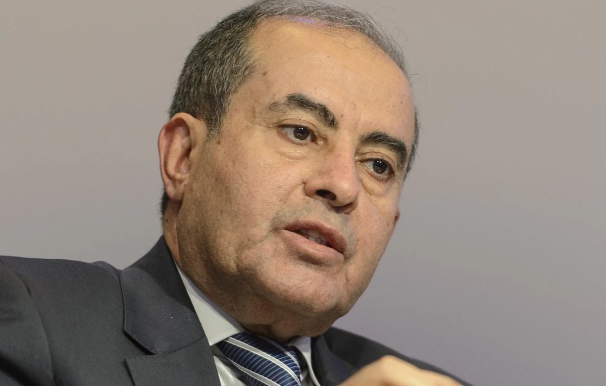 Był szef libijskiego rządu Mahmud Dżibril zmarł w stolicy Egiptu, Kairze, z powodu powikłań po zakażeniu się koronawirusem - poinformował w niedzielę wieczorem jego doradca.