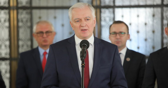 Jarosław Gowin pokazał, że jest odpowiedzialnym politykiem - powiedział lider PO Borys Budka. Gowin oświadczył dziś, że złożył on dymisję z funkcji w rządzie. Postawę Gowina chwali też prezes PSL Władysław Kosiniak-Kamysz.