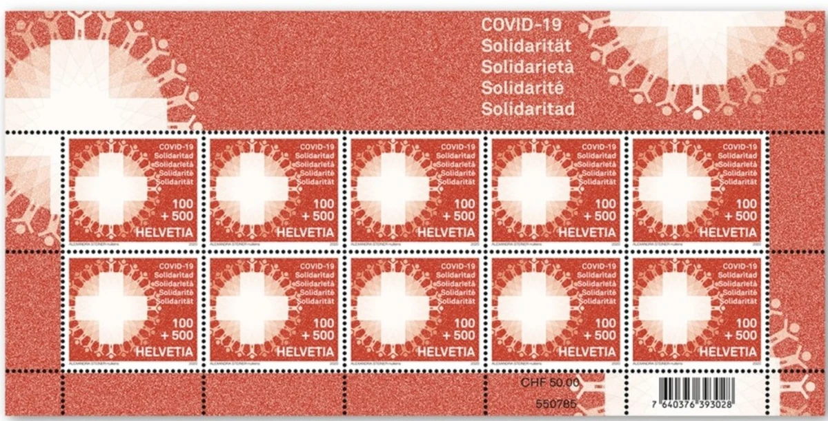 Szwajcarska poczta wypuściła specjalne znaczki, których sprzedaż ma pomóc w finansowaniu walki z koronawirusem. Widnieje na nich biały szwajcarski krzyż w kole, na którego obwodzie umieszczono w regularnych odstępach drobne ludzkie sylwetki.
