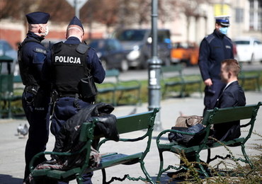 Coraz więcej Polaków łamie przepis o zgromadzeniach. Sypią się mandaty