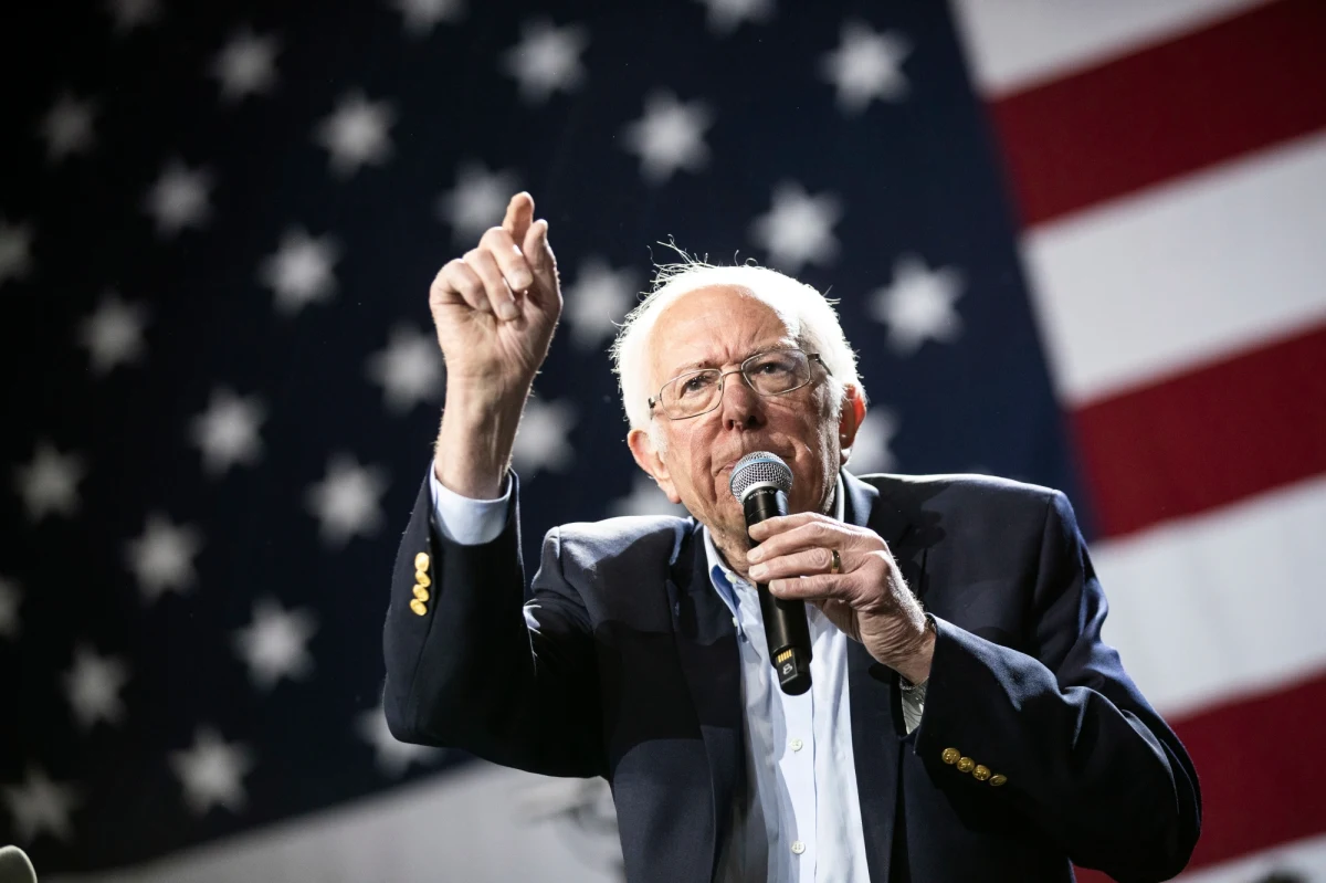 Senator Bernie Sanders zawiesił swoją kampanię w wyścigu o nominację Partii Demokratycznej na kandydata w listopadowych wyborach prezydenckich w USA. Były wiceprezydent Joe Biden stał się przez to najbardziej prawdopodobnym kandydatem demokratów.