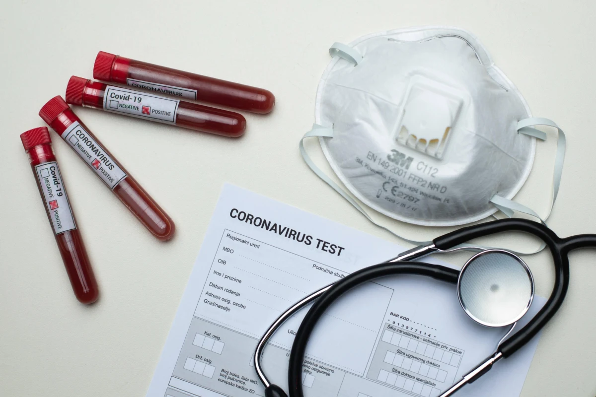 Pierwsza partia środków ochrony osobistej, zamówionych z Chin przez fińską agencję, nie spełnia europejskich standardów i nie może być używana w szpitalach. "To rozczarowanie" - przyznała Kirsi Varhila z resortu zdrowia i spraw socjalnych Finlandii. 