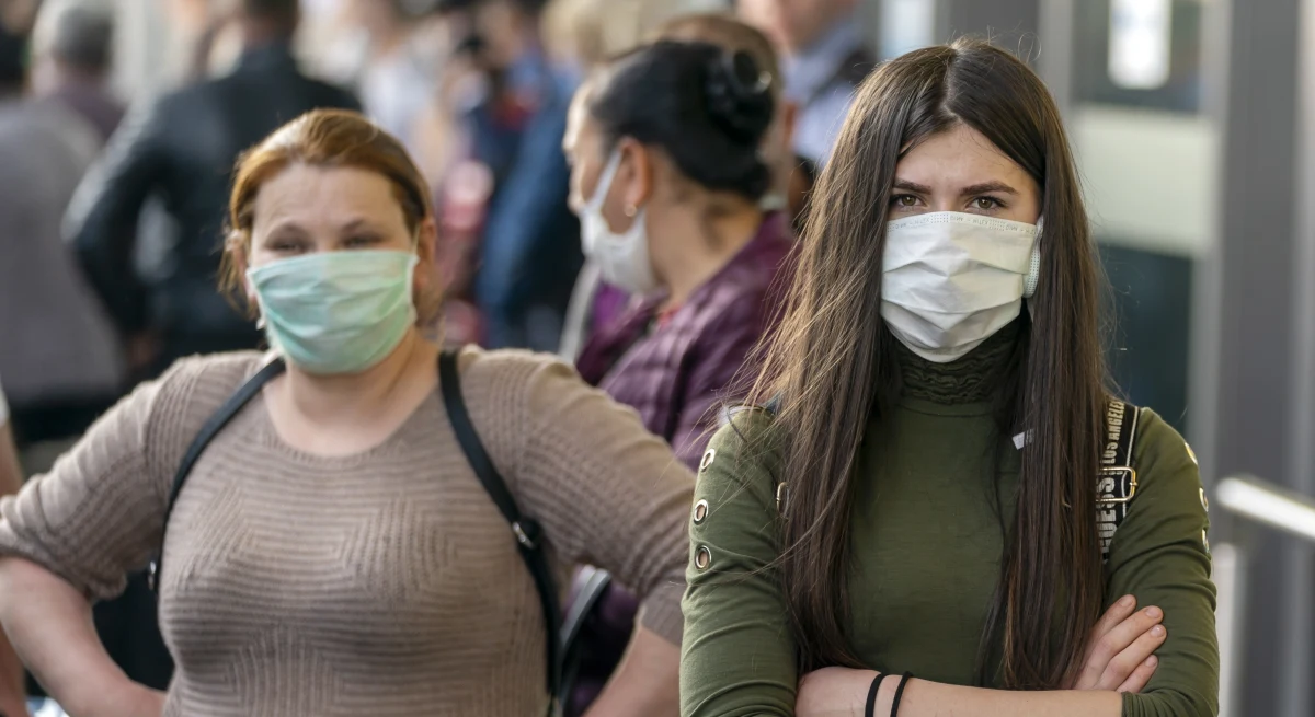 266 osób zmarło w ciągu ostatniej doby w Niemczech z powodu infekcji koronawirusem, zdiagnozowano też 5323 nowe przypadki zakażenia - poinformował w piątek Instytut im. Roberta Kocha (RKI) w Berlinie. W sumie epidemia pochłonęła 2373 ofiary śmiertelne w RFN.