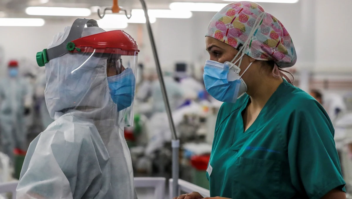 W ciągu minionej doby w Hiszpanii na Covid-19 zmarło 605 osób i zdiagnozowano 4576 nowych przypadków zakażenia koronawirusem – poinformowało w piątek ministerstwo zdrowia.