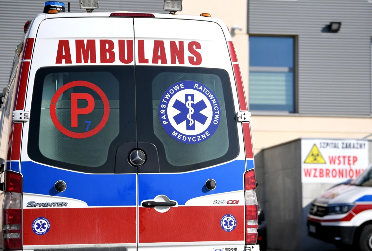 Bezpłatne porady prawne między innymi dla pielęgniarek, ratowników medycznych i laborantów zorganizowały Okręgowa Izba Adwokacka z Izbą Lekarską w Warszawie. Mogą z nich skorzystać pracownicy ochrony zdrowia z całej Polski. 