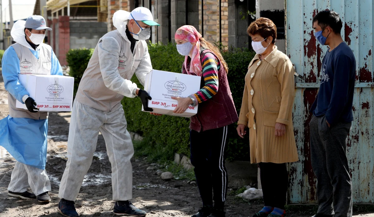 Trwa walka z epidemią koronawirusa. Polacy mobilizują się i nie tylko przestrzegają obostrzeń, ale organizują pomoc dla tych, którzy szczególnie jej w tym czasie potrzebują. Ten czas, to dla społeczeństwa egzamin z solidarności – jak nam idzie zdawanie go? Zapraszamy na kolejną dyskusję ekspertów w ramach Przystanku IDEA. Poprowadzi ją trójmiejski reporter RMF FM - Kuba Kaługa.