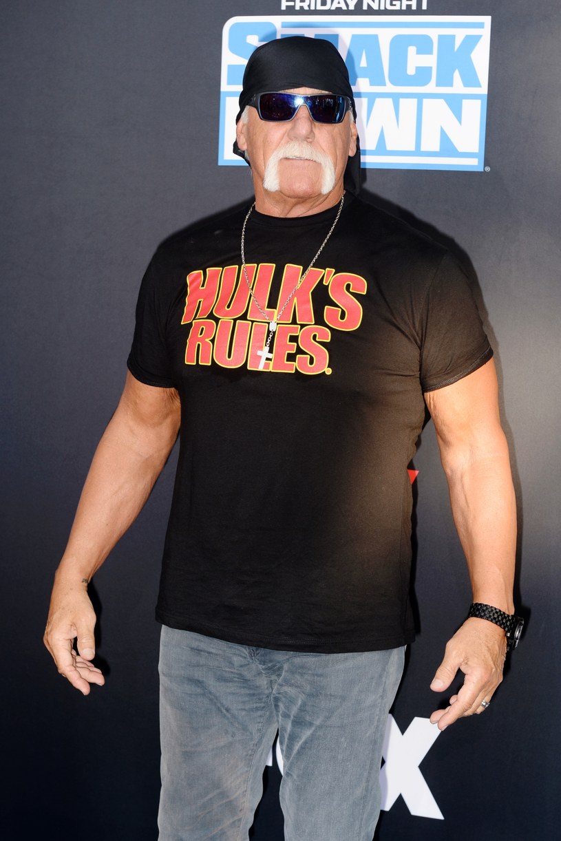 Hulk Hogan, znany z wielu hollywoodzkich filmów gwiazdor wrestlingu, zakomunikował na Instagramie i Facebooku, że doświadczamy teraz czegoś w rodzaju plag egipskich. Ale to dobrze, bo może wreszcie... przestaniemy służyć fałszywym bożkom.