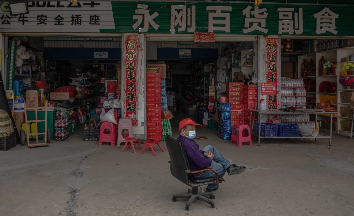 W prowincji Heilongjiang wykryto poprzedniej doby 79 nowych zakażeń koronawirusem wśród Chińczyków, którzy wrócili niedawno z graniczącej z tym regionem Rosji - podały we wtorek chińskie media. Miejscowe władze starają się powstrzymać drugą falę epidemii.