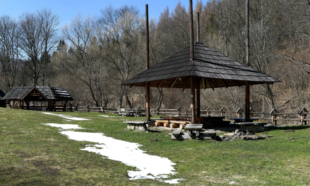 Parki narodowe i krajobrazowe od poniedziałku nie będą objęte zakazem wstępu - ustalił reporter RMF FM. To element łagodzenia obostrzeń zwiazanych z epidemią w Polsce. Jak mówi minister środowiska, niektóre szlaki mogą jednak zostać zamknięte.  