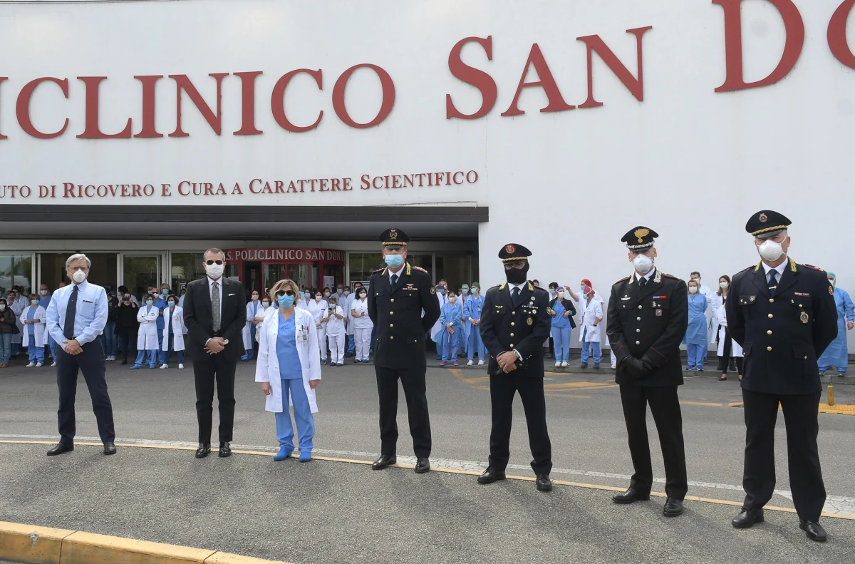 We Włoszech zmarło w ciągu ostatniej doby 575 osób zakażonych koronawirusem - podała Obrona Cywilna. Tym samym łączny bilans wzrósł do 22 745. Odnotowano największy dotąd wzrost liczby wyleczonych jednego dnia - ponad 2500 osób.