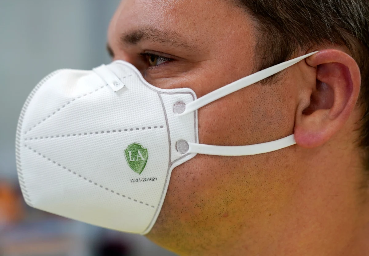 242 osoby zmarły z powodu Covid-19 w Niemczech w ciągu ostatniej doby - poinformował w sobotę Instytut im. Roberta Kocha (RKI) w Berlinie. Łączna liczba ofiar śmiertelnych epidemii SARS-CoV-2 wynosi w Niemczech 4110.