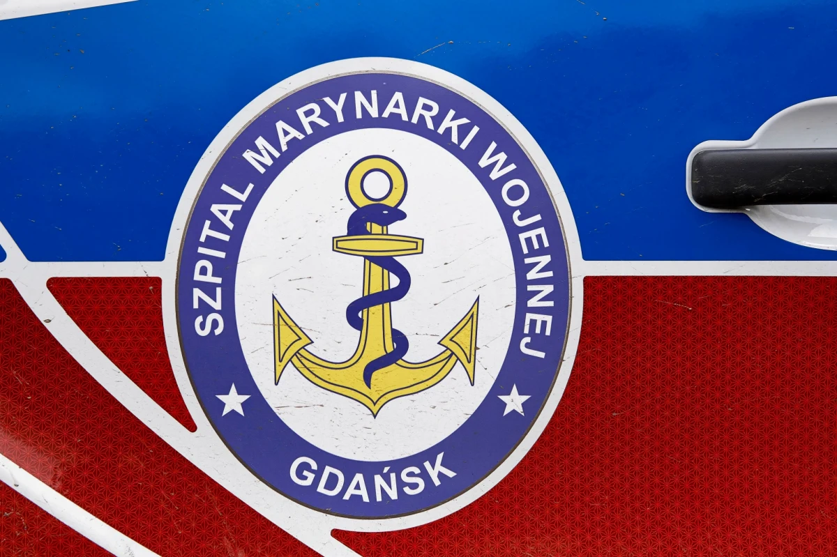 Minister Obrony Narodowej Mariusz Błaszczak odwołał ze skutkiem natychmiastowym Komendanta 7. Szpitala Marynarki Wojennej w Gdańsku. Jak podkreśla MON, powodem była decyzja o nieprzyjęciu do placówki pacjentów zakażonych Covid-19  z pobliskiego Domu Pomocy Społecznej. Sam komendant zapewnia w przesłanym PAP oświadczeniu, że nie odmówił pomocy osobom wymagających hospitalizacji.